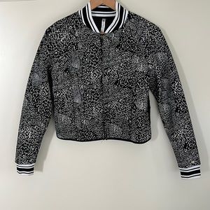 FABLETICS black and white jacket